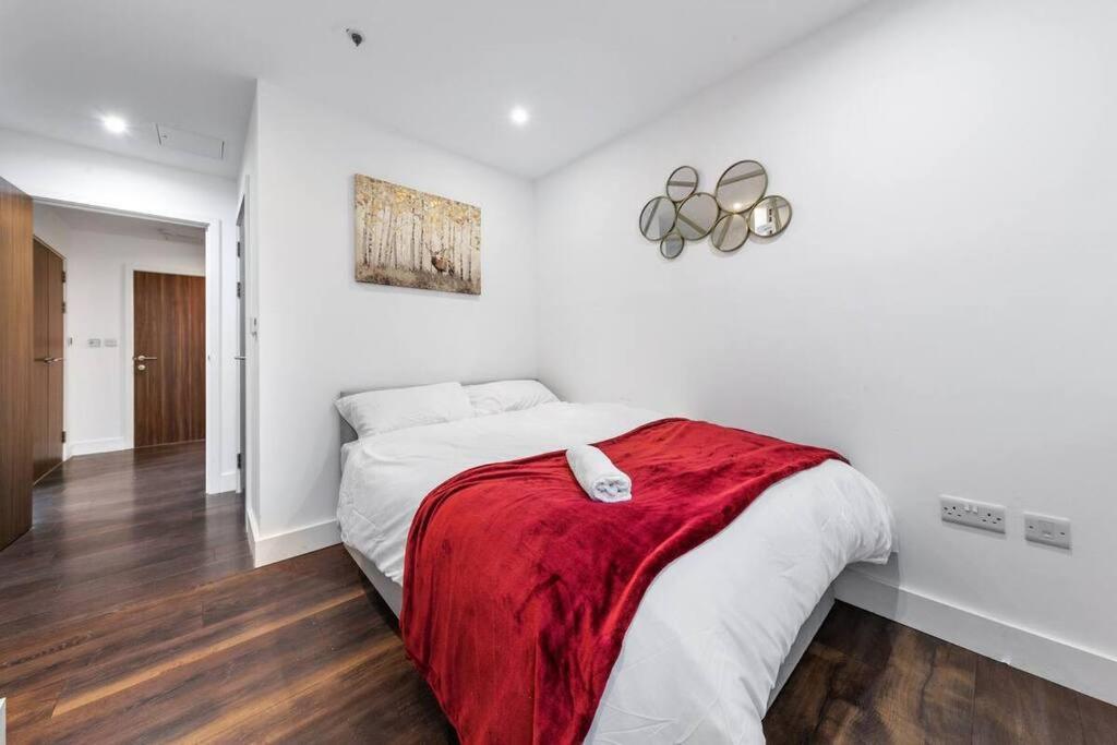 Ferienwohnung Sleep 7 20 Mins From London Waterloo Bp65 Exterior foto